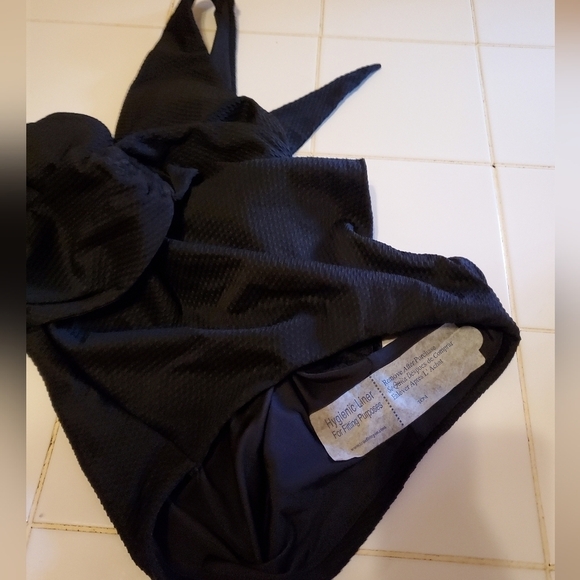 Chelsea28 Black Halter One-Piece Swimsuit Size S – Chic Bathing Suit NWOT - Picture 12 of 15